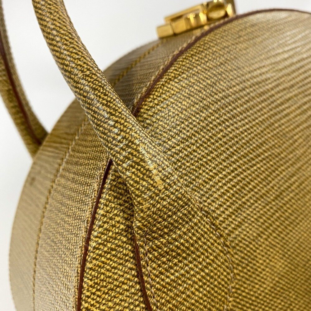 FENDI Cream Leather Shoulder Bag - Picture 7 of 16